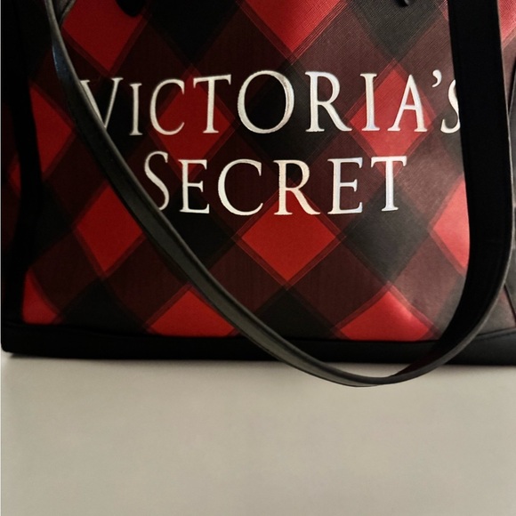 NWT Victoria's Secret Checkered Red and Black Tote - Picture 5 of 8